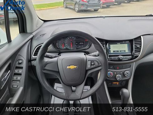 Used 2017 Chevrolet Trax LS FWD image 11