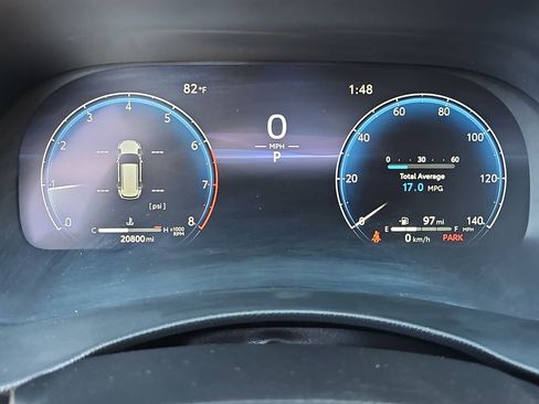 Used 2023 Toyota Highlander Platinum image 10