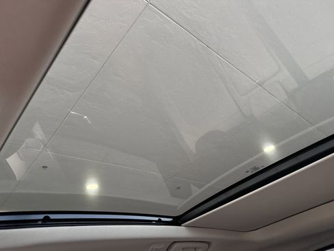 Used 2020 Ford Escape SE Sport image 27