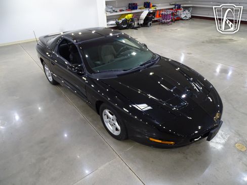 Used 1995 Pontiac Firebird Coupe image 20