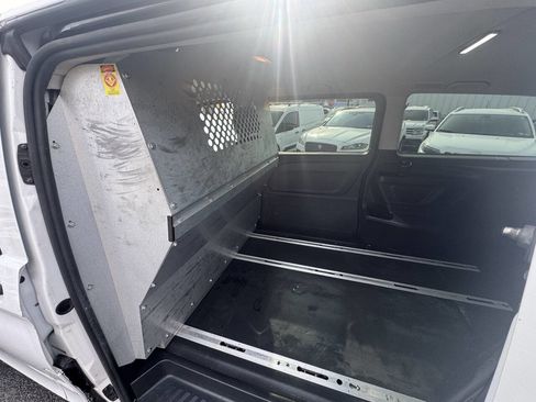 Used 2019 Mercedes-Benz Metris Passenger image 14