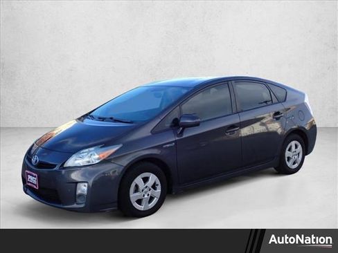 Used 2010 Toyota Prius Five image 1