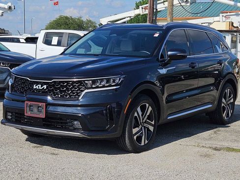 Used 2023 Kia Sorento EX w/ Panoramic Sunroof Package AWD/4WD image 11