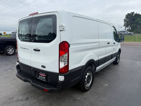 Used 2017 Ford Transit 150 130 Low Roof RWD image 5