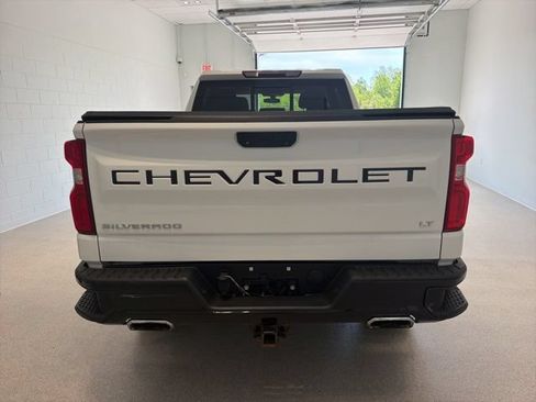 Used 2019 Chevrolet Silverado 1500 LT Trail Boss AWD/4WD image 5