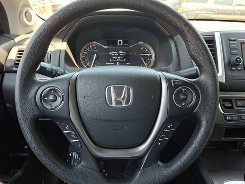 Certified 2017 Honda Ridgeline Sport image 17