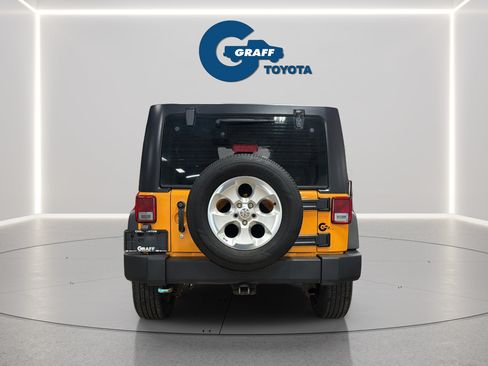 Used 2012 Jeep Wrangler Unlimited Sport AWD/4WD image 6