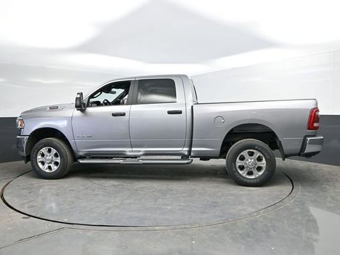 Used 2024 RAM 2500 Big Horn w/ Safety Group AWD/4WD image 6