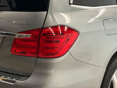 Used 2016 Mercedes-Benz GL 320 BlueTEC 4MATIC w/ Premium I Package image 10