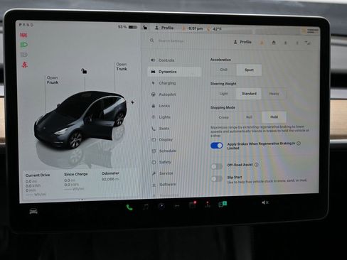 Used 2022 Tesla Model Y Long Range image 24