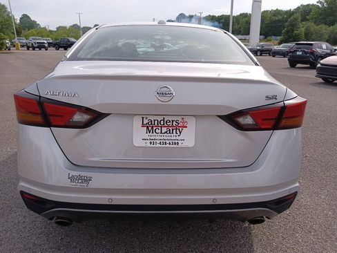 Used 2020 Nissan Altima 2.5 SR FWD image 4