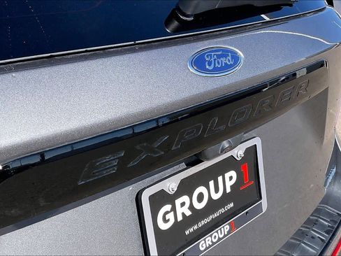 Certified 2023 Ford Explorer ST-Line image 29