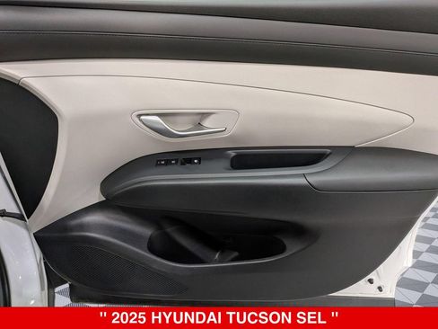 Used 2025 Hyundai Tucson SEL AWD/4WD image 33