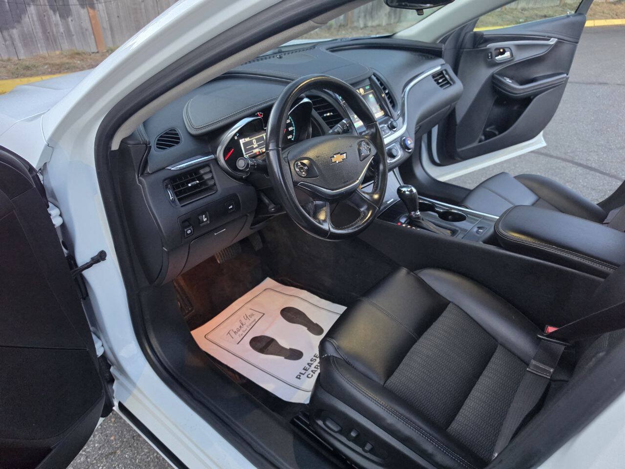 Used 2016 Chevrolet Impala LT FWD image 32