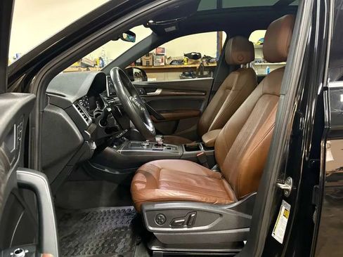 Used 2018 Audi Q5 2.0T Premium Plus w/ Premium Plus Package AWD/4WD image 17