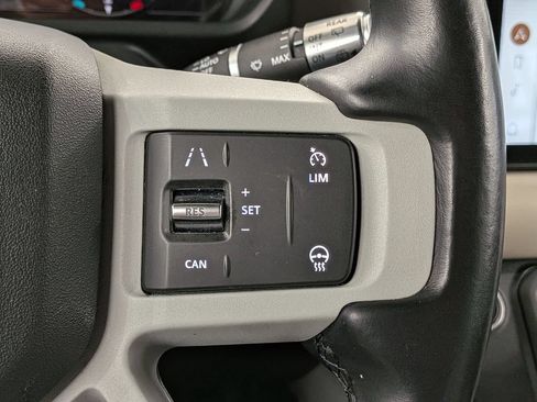 Used 2022 Land Rover Defender 110 X-Dynamic SE AWD/4WD image 20