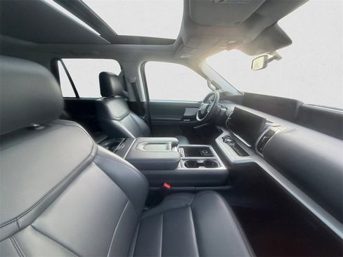 Certified 2025 Ford Expedition Max Active image 10