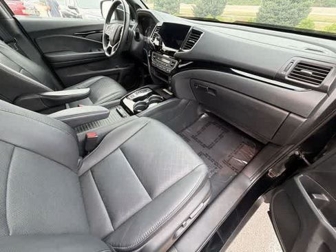 Used 2023 Honda Passport Elite image 23