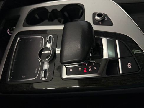 Used 2018 Audi Q7 2.0T Premium Plus w/ Premium Plus Package image 16