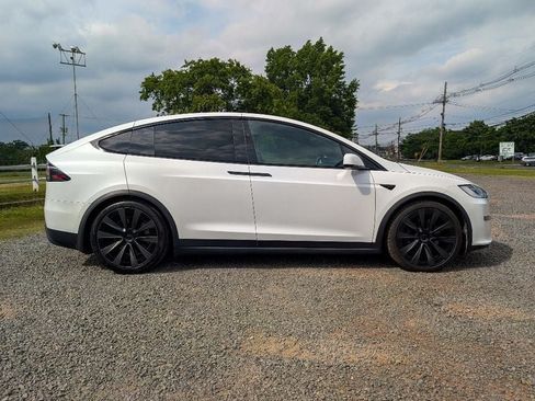 Used 2022 Tesla Model X AWD/4WD image 5