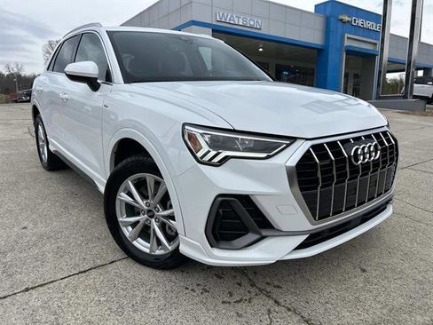 Used 2024 Audi Q3 2.0T Premium image 2