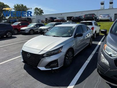 Used 2024 Nissan Altima 2.5 SV