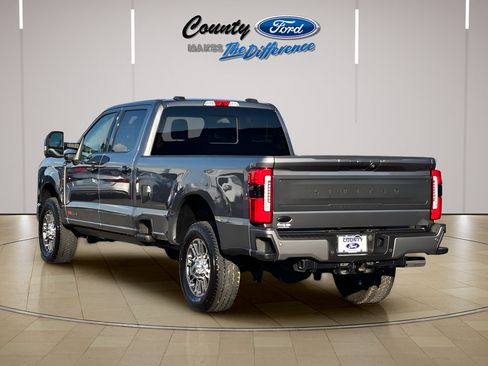 Used 2024 Ford F250 Limited w/ FX4 Off-Road Package AWD/4WD image 13