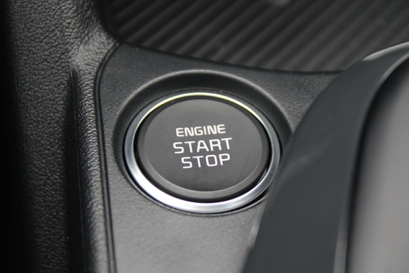 New 2026 Kia K4 EX FWD image 32