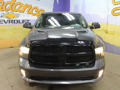 Used 2019 RAM 1500 Express w/ Wheel & Sound Group AWD/4WD image 6
