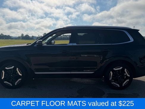 Used 2023 Kia Telluride EX w/ EX Captain's Chair Package AWD/4WD image 5