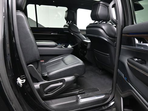 Used 2024 Jeep Grand Wagoneer L 4WD image 23