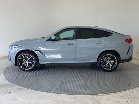 New 2026 BMW X6 xDrive40i image 2
