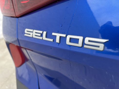 Used 2023 Kia Seltos SX w/ SX Sunroof Package AWD/4WD image 8