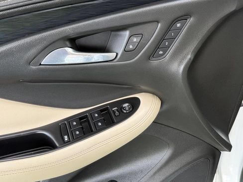 Used 2017 Buick Envision Essence FWD image 14