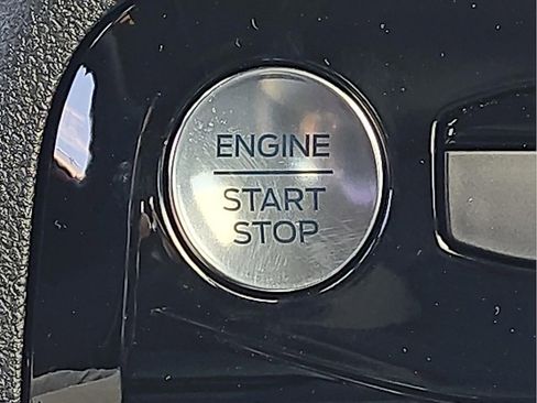 New 2025 Ford Escape ST-Line w/ Equipment Group 301A image 15