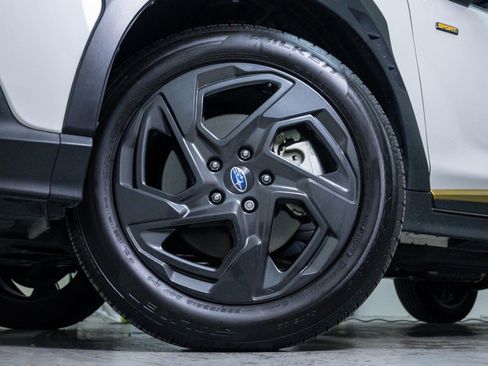 Used 2024 Subaru Crosstrek 2.5i Sport w/ Crosstrek Mirror Package image 5