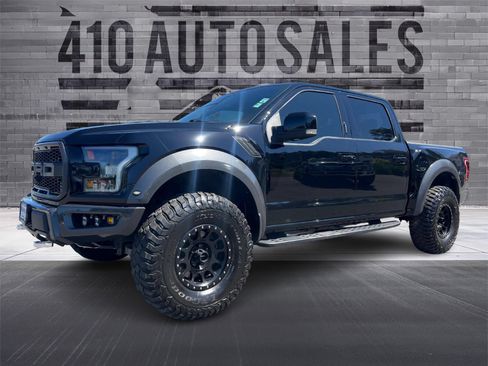 Used 2017 Ford F150 Raptor w/ Equipment Group 802A Luxury AWD/4WD image 6
