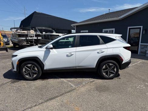 Used 2025 Hyundai Tucson SEL AWD/4WD image 2
