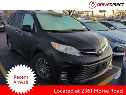 Used 2019 Toyota Sienna XLE