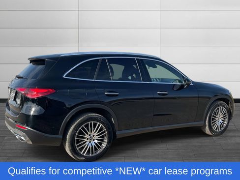 Used 2025 Mercedes-Benz GLC 300 image 3