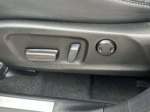 Used 2019 Lexus RX 450h AWD image 22