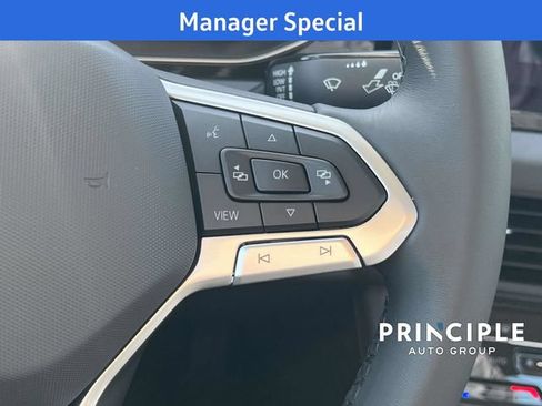 New 2026 Volkswagen Jetta SE FWD image 16