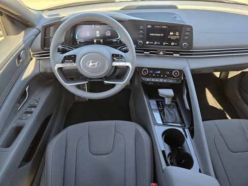 New 2026 Hyundai Elantra SEL Sport Premium FWD image 20