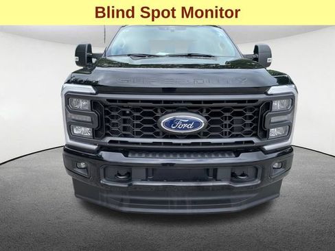Certified 2024 Ford F250 XL w/ STX Appearance Package AWD/4WD image 4