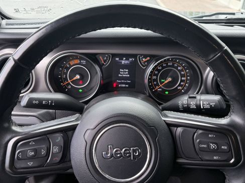 Used 2022 Jeep Wrangler Unlimited Sport AWD/4WD image 19