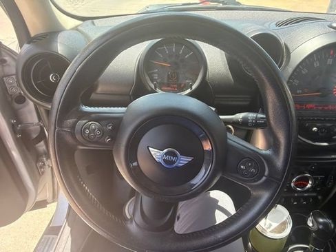 Used 2016 MINI Cooper Countryman FWD image 17