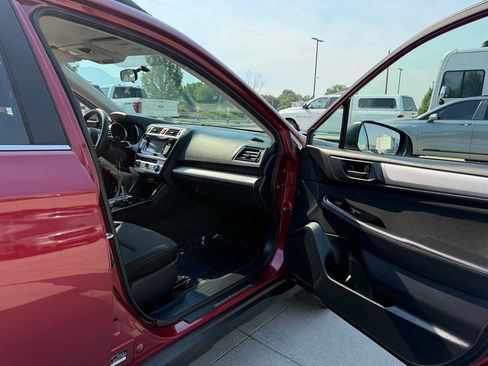 Used 2018 Subaru Outback 2.5i AWD/4WD image 20