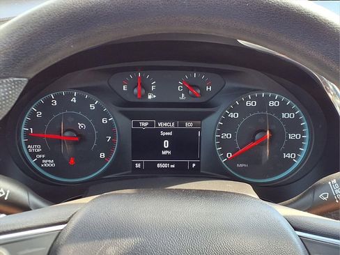 Used 2020 Chevrolet Malibu LT image 27