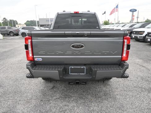 New 2026 Ford F250 Lariat w/ Black Appearance Package AWD/4WD image 4
