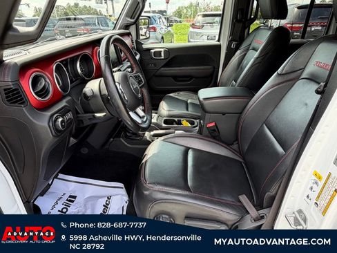 Used 2019 Jeep Wrangler Unlimited Rubicon w/ Dual Top Group AWD/4WD image 24